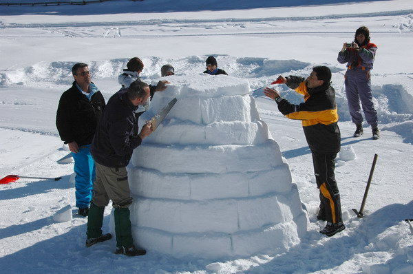 Winter Team Building Activities