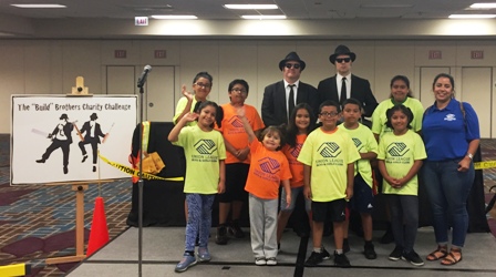 Blues-Brothers-with-Children-on-Stage