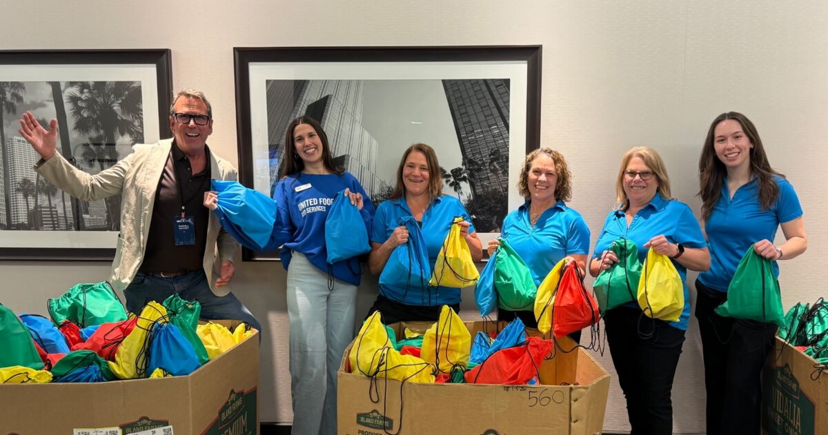 CEI Corporate Event Interactive Team Building CSR Give Back Event Chicago